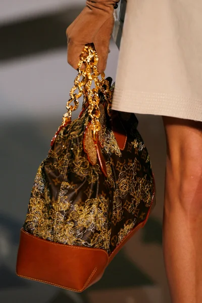 Look 30